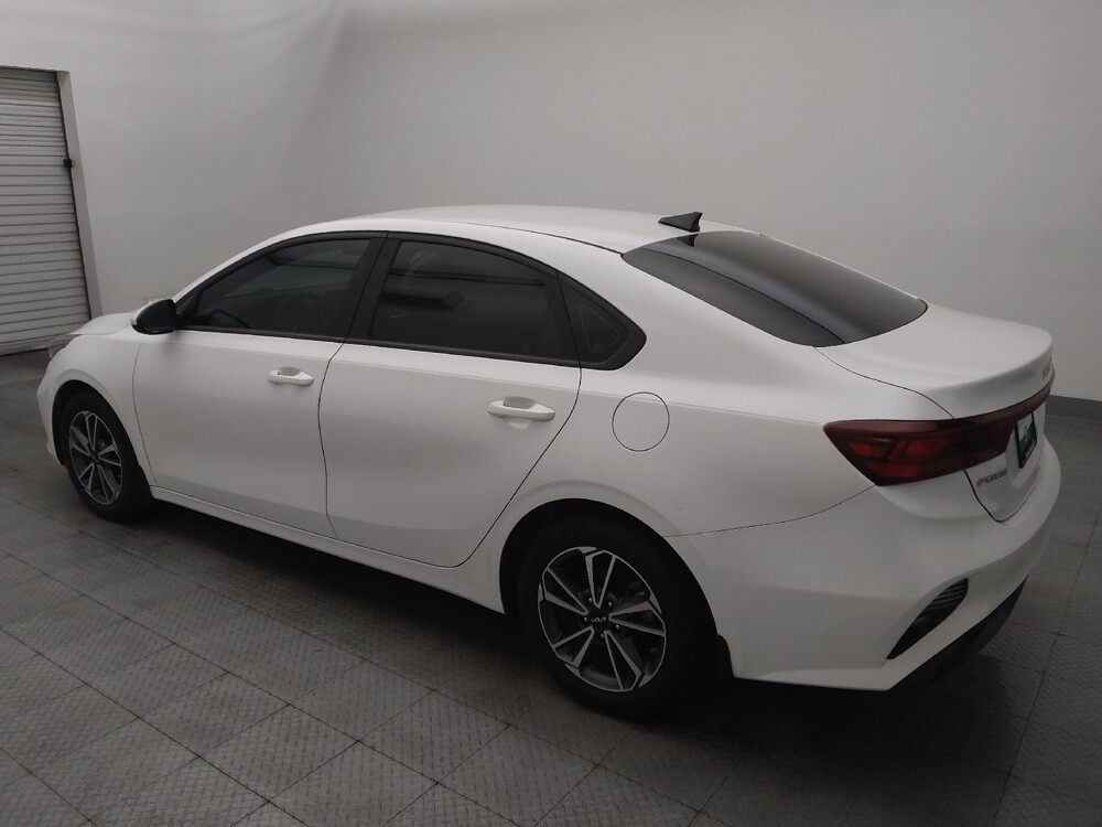 2022 Kia Forte in Metairie, LA 70006 - 18129301 3