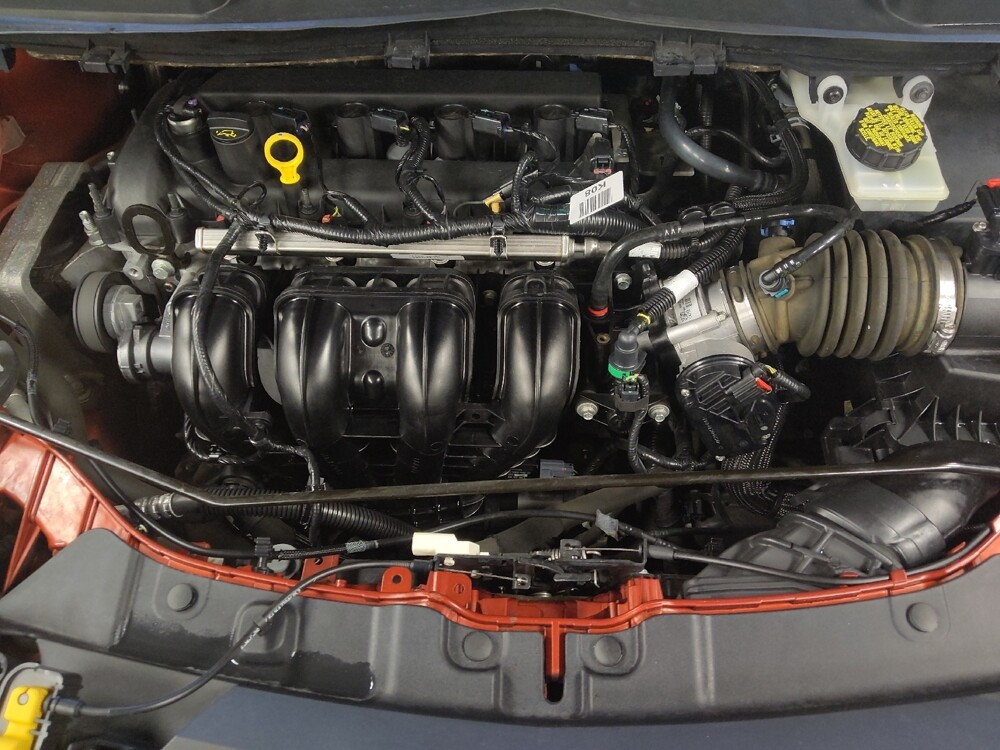 2019 Ford Escape in Baton Rouge, LA 70816 - 18129306 30