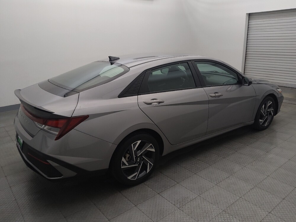 2025 Hyundai Elantra in Houston, TX 77034 - 18129308 10