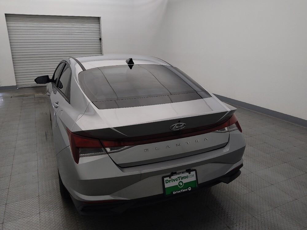 2023 Hyundai Elantra in Houston, TX 77074 - 18129309 6