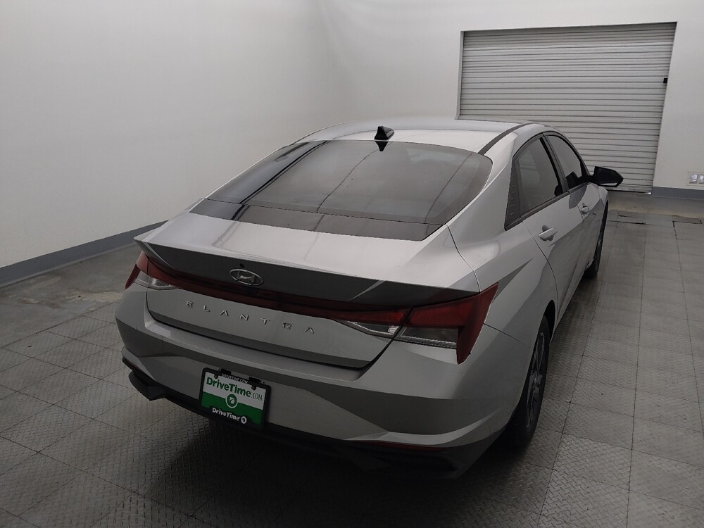 2023 Hyundai Elantra in Houston, TX 77074 - 18129309 7