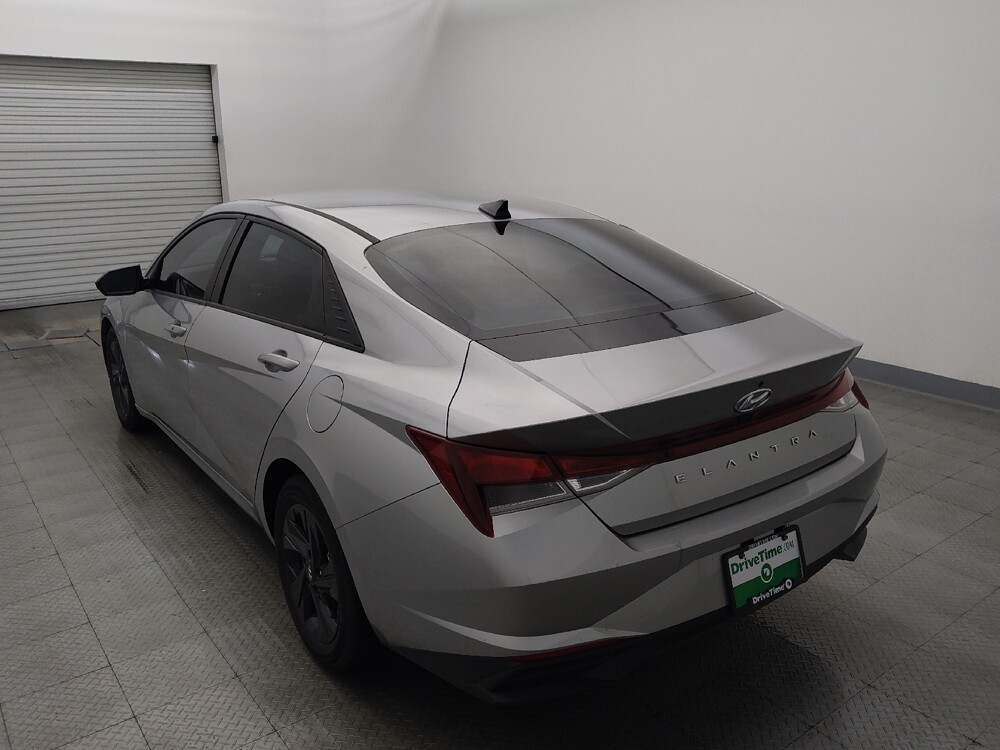 2023 Hyundai Elantra in Houston, TX 77074 - 18129309 5