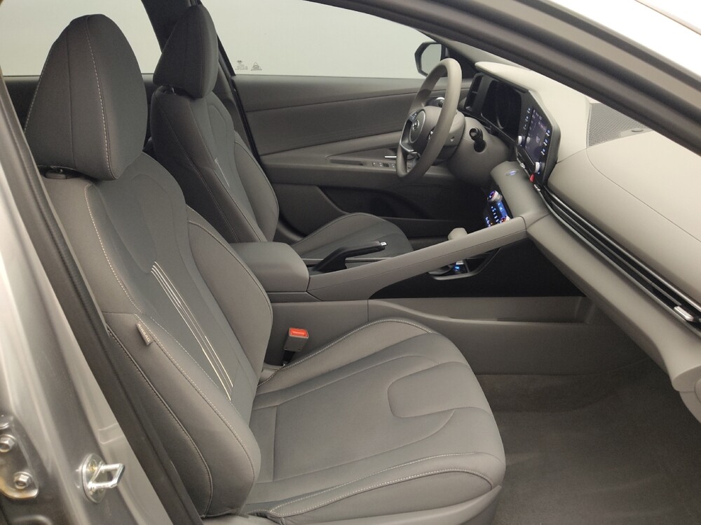 2023 Hyundai Elantra in Houston, TX 77074 - 18129309 21