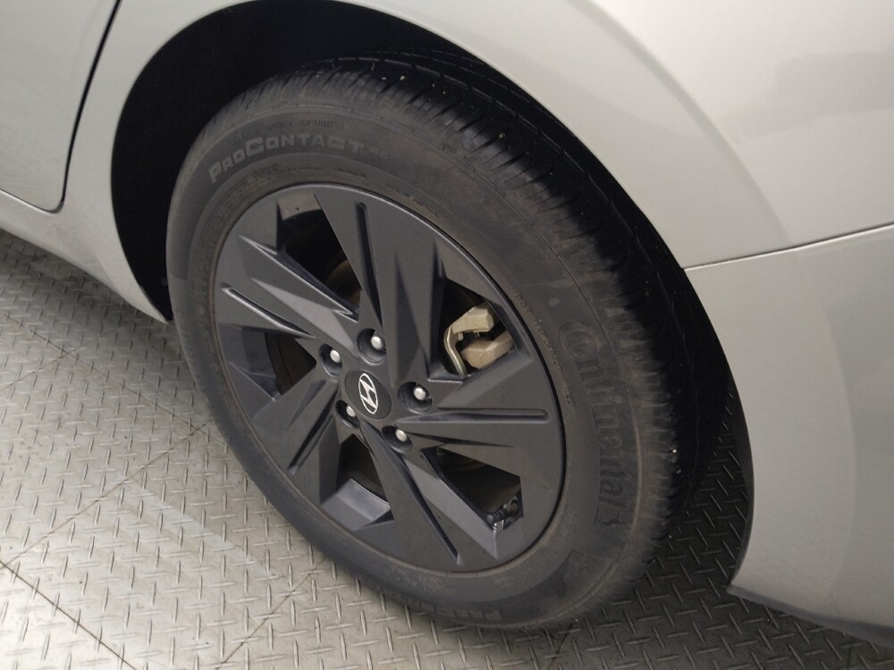 2023 Hyundai Elantra in Houston, TX 77074 - 18129309 31