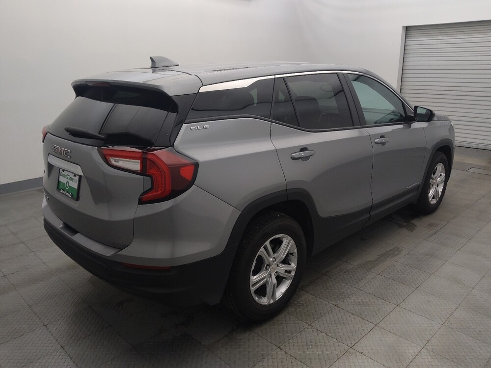 2024 GMC Terrain in Houston, TX 77034 - 18129312 9