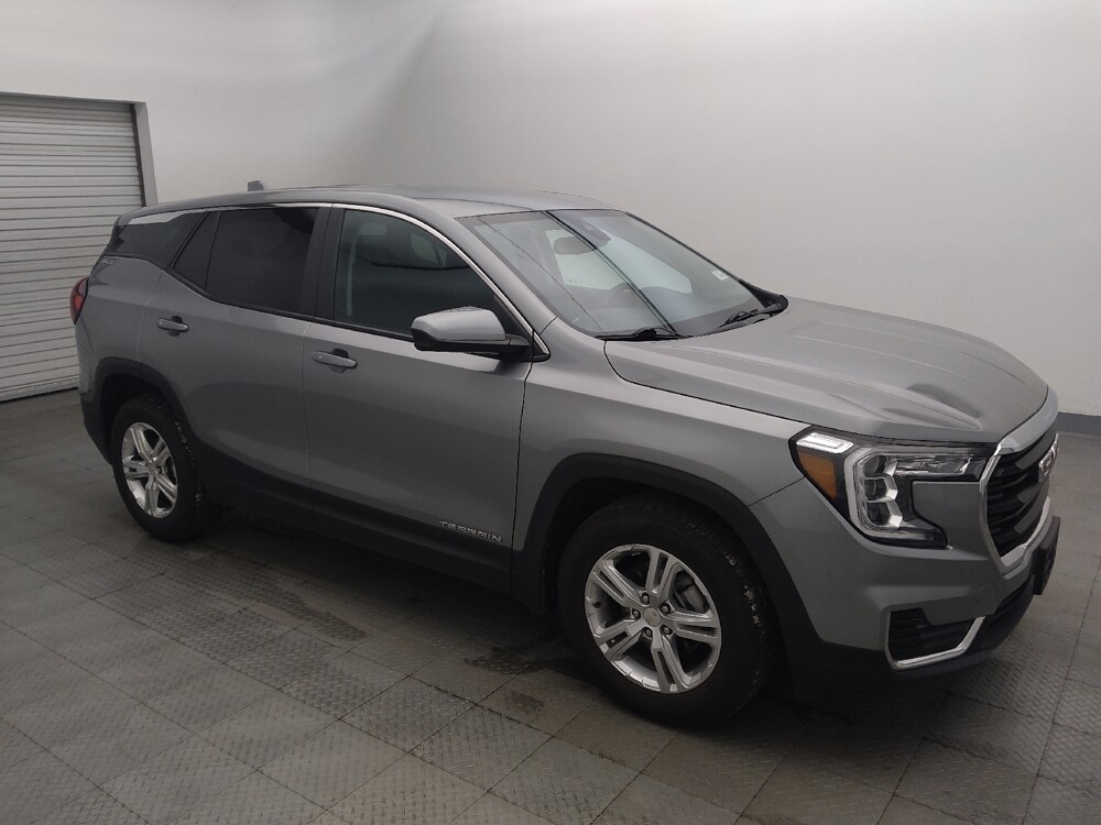 2024 GMC Terrain in Houston, TX 77034 - 18129312 11