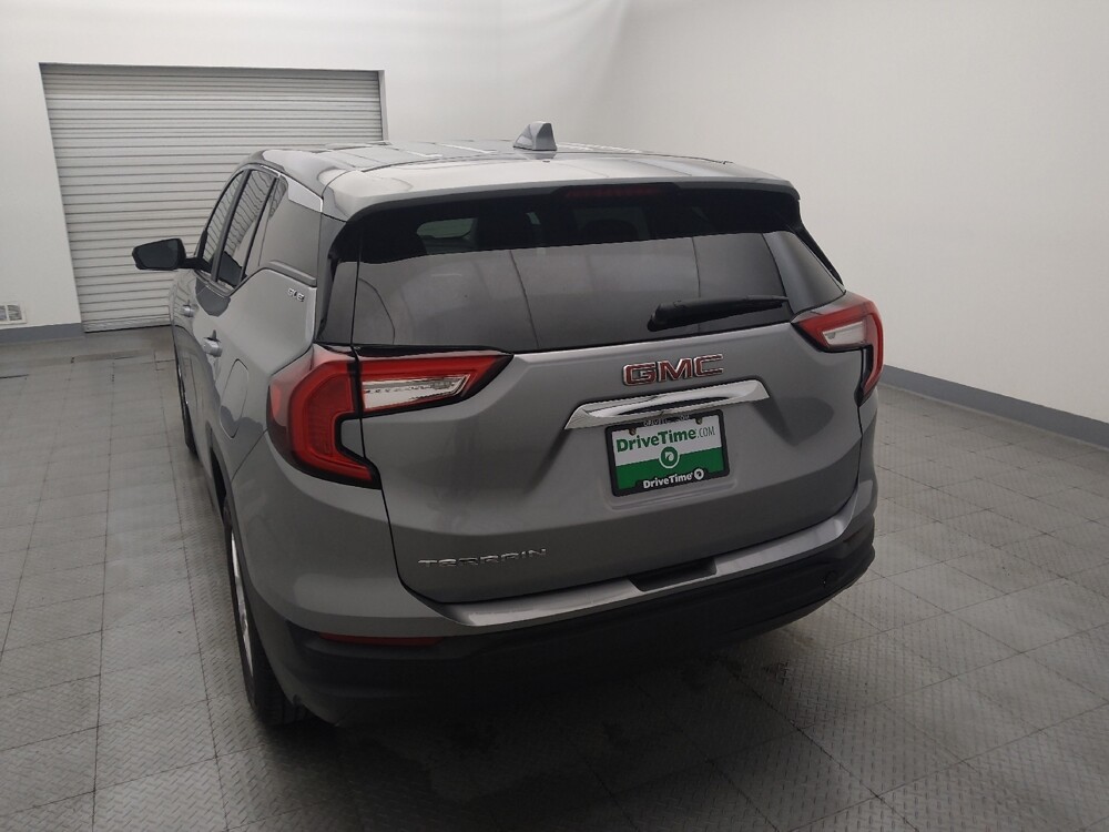 2024 GMC Terrain in Houston, TX 77034 - 18129312 6