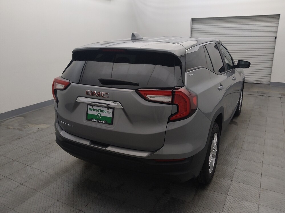 2024 GMC Terrain in Houston, TX 77034 - 18129312 7