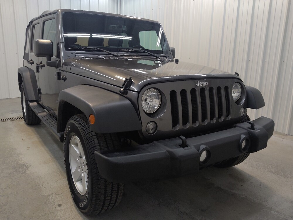 2017 Jeep Wrangler in Fairfield, OH 45014 - 18129317 13