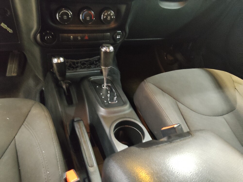 2017 Jeep Wrangler in Fairfield, OH 45014 - 18129317 26