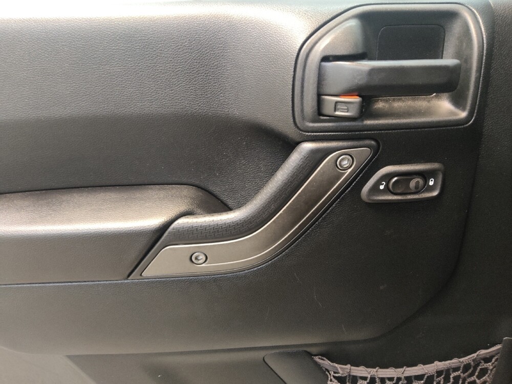 2017 Jeep Wrangler in Fairfield, OH 45014 - 18129317 27