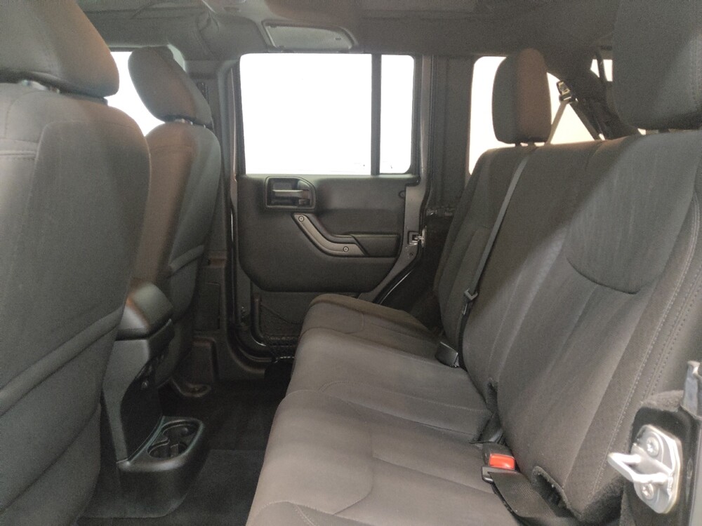 2017 Jeep Wrangler in Fairfield, OH 45014 - 18129317 18