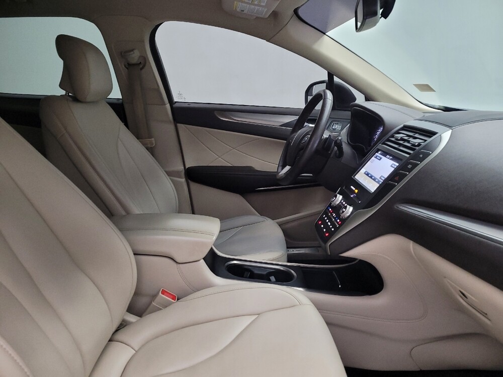 2017 Lincoln MKC in Louisville, KY 40258 - 18129320 21