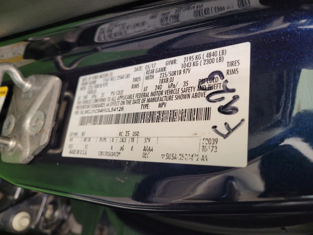 2017 Lincoln MKC in Louisville, KY 40258 - 18129320 33