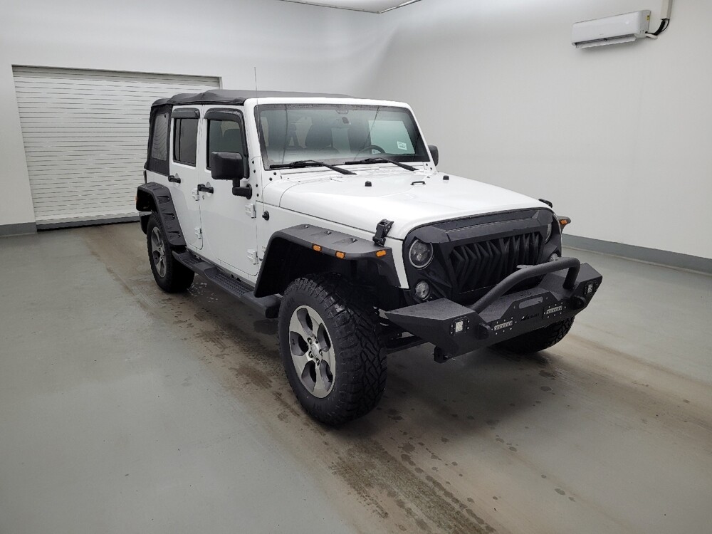 2016 Jeep Wrangler in Louisville, KY 40258 - 18129322 13