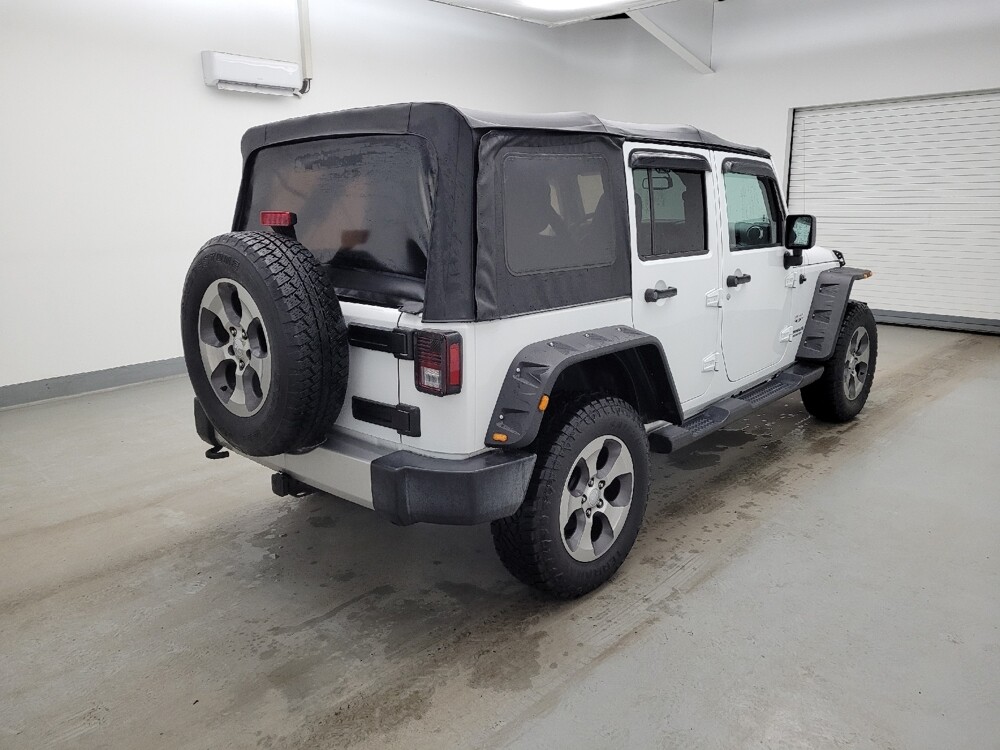 2016 Jeep Wrangler in Louisville, KY 40258 - 18129322 9