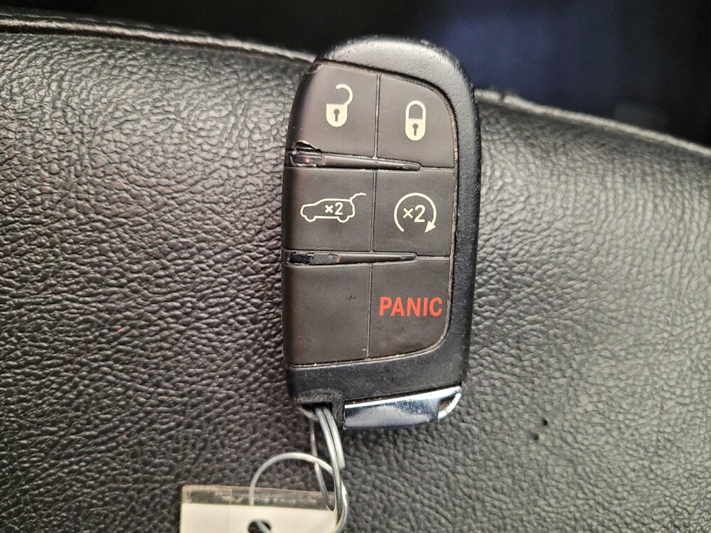 2021 Jeep Compass in Miamisburg, OH 45342 - 18129324 32