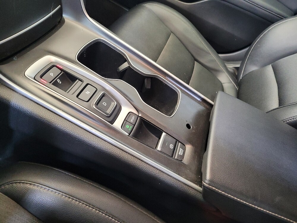 2021 Honda Accord in Fairfield, OH 45014 - 18129327 26