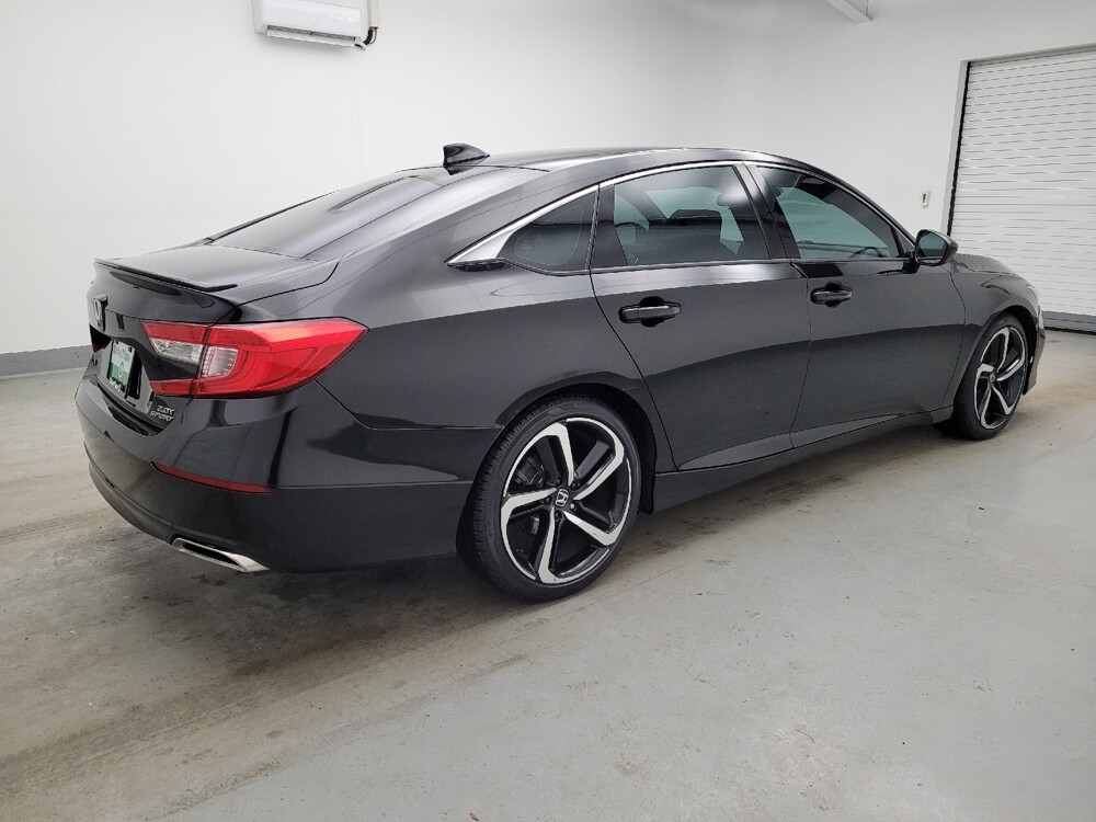 2021 Honda Accord in Fairfield, OH 45014 - 18129327 10