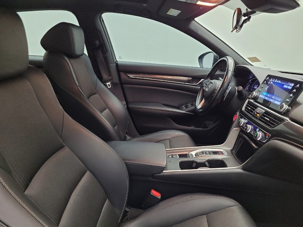 2021 Honda Accord in Fairfield, OH 45014 - 18129327 21