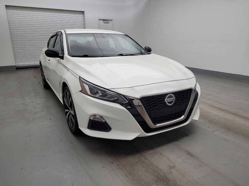 2019 Nissan Altima in Miamisburg, OH 45342 - 18129330 14