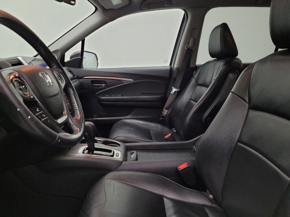 2017 Honda Pilot in Miamisburg, OH 45342 - 18129332 17