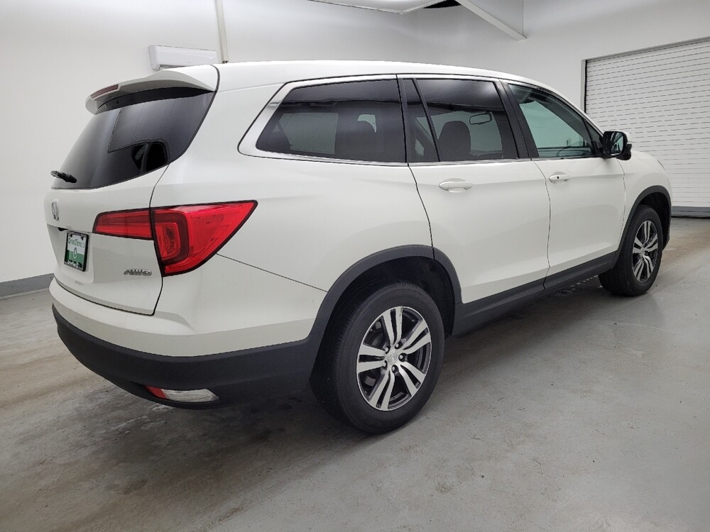 2017 Honda Pilot in Miamisburg, OH 45342 - 18129332 10