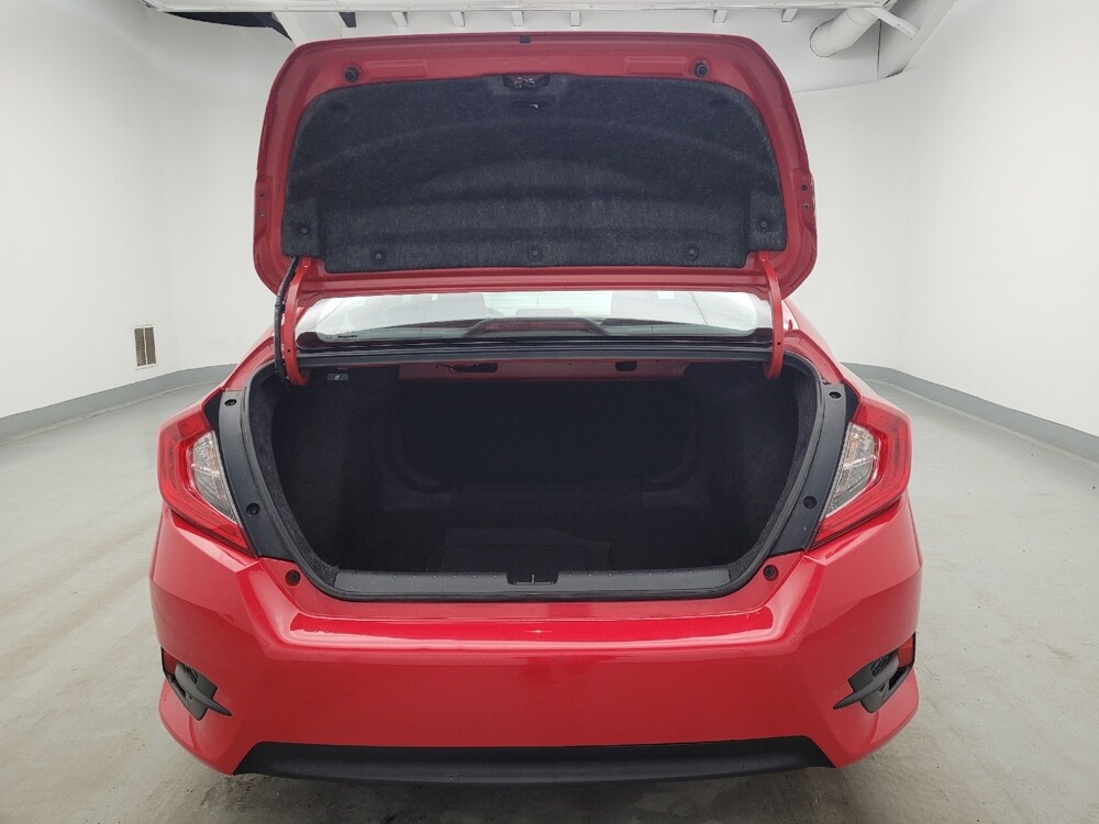 2017 Honda Civic in Maple Heights, OH 44137 - 18129333 29