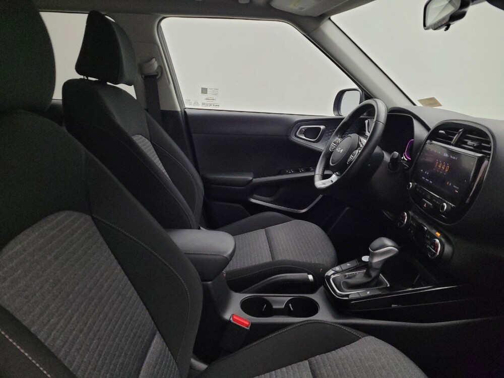 2023 Kia Soul in Columbus, OH 43228 - 18129334 21