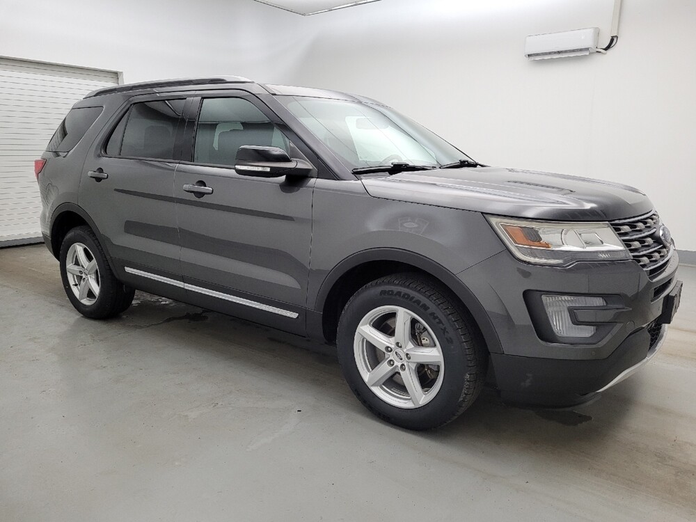 2017 Ford Explorer in Miamisburg, OH 45342 - 18129336 11