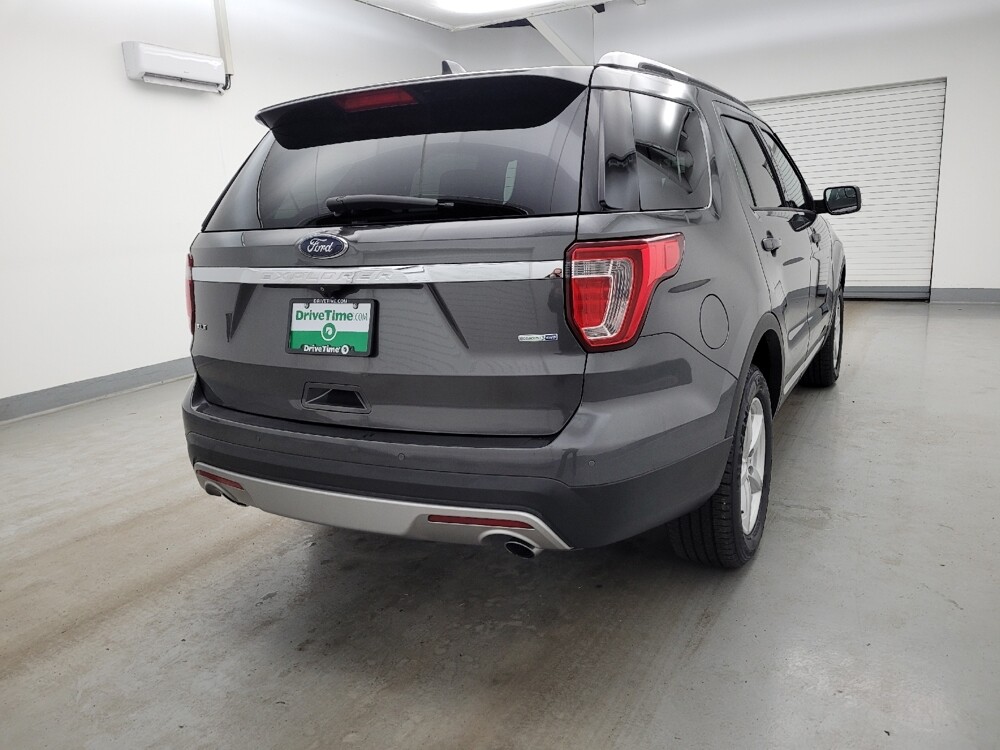 2017 Ford Explorer in Miamisburg, OH 45342 - 18129336 7