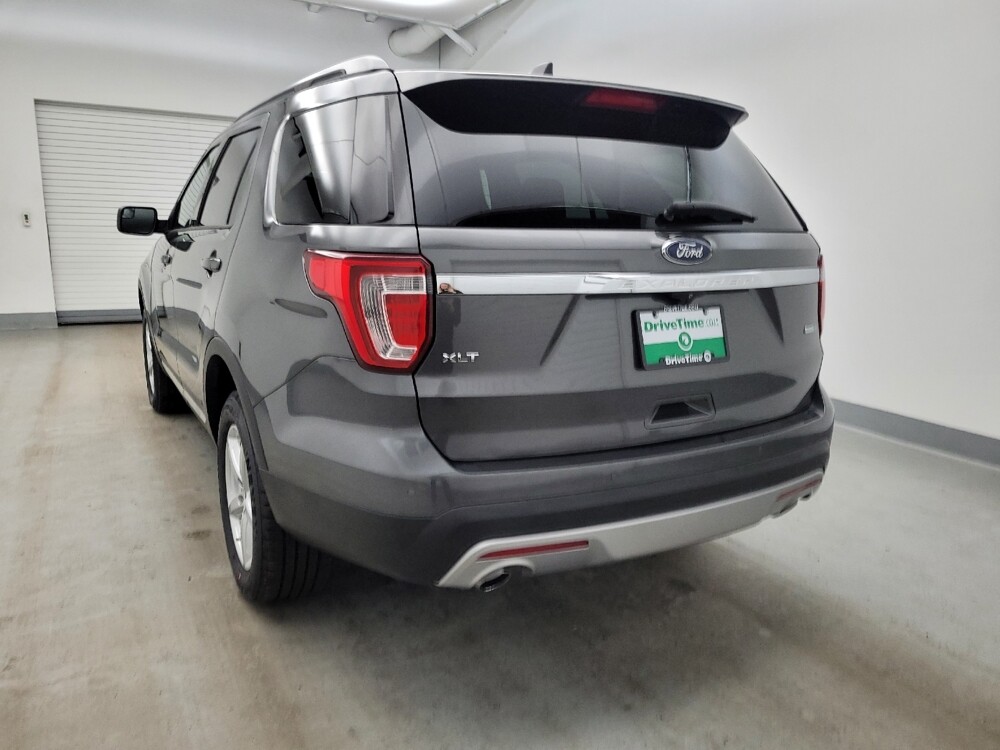 2017 Ford Explorer in Miamisburg, OH 45342 - 18129336 6