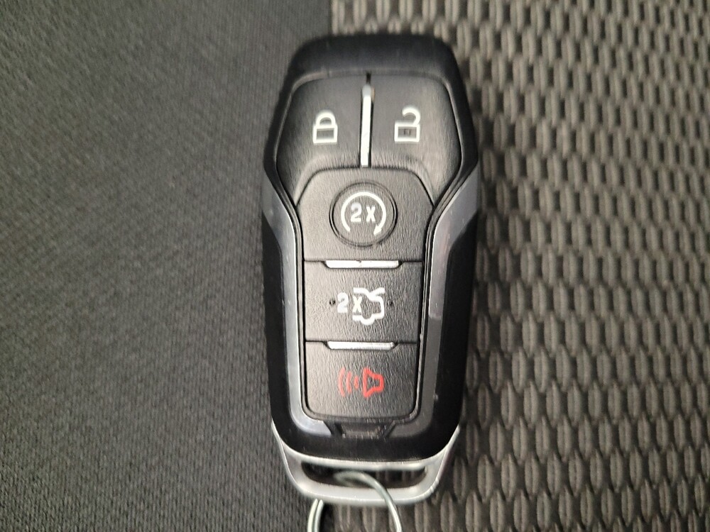 2017 Ford Explorer in Miamisburg, OH 45342 - 18129336 32