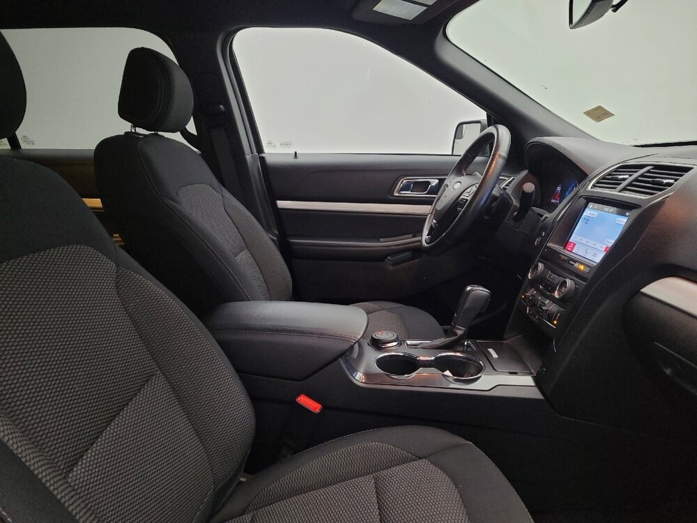 2017 Ford Explorer in Miamisburg, OH 45342 - 18129336 21