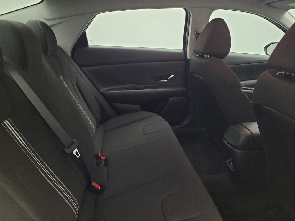 2024 Hyundai Elantra in Fairfield, OH 45014 - 18129338 19