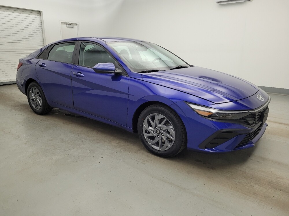 2024 Hyundai Elantra in Fairfield, OH 45014 - 18129338 11