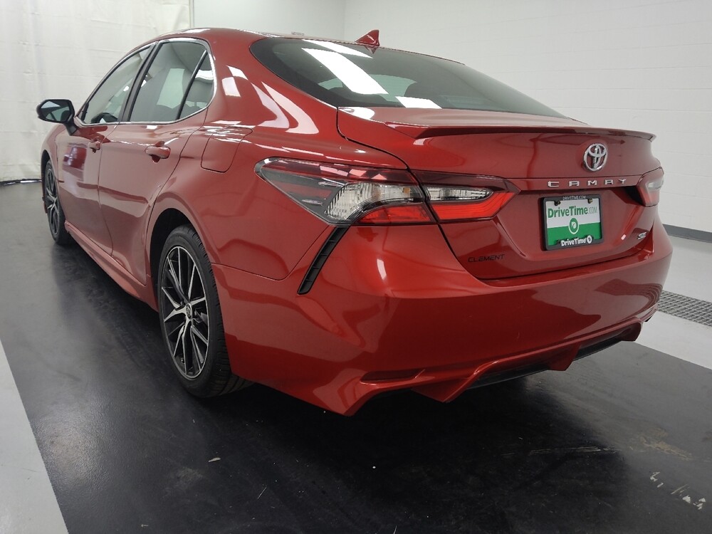 2021 Toyota Camry in St. Louis, MO 63136 - 18129341 3