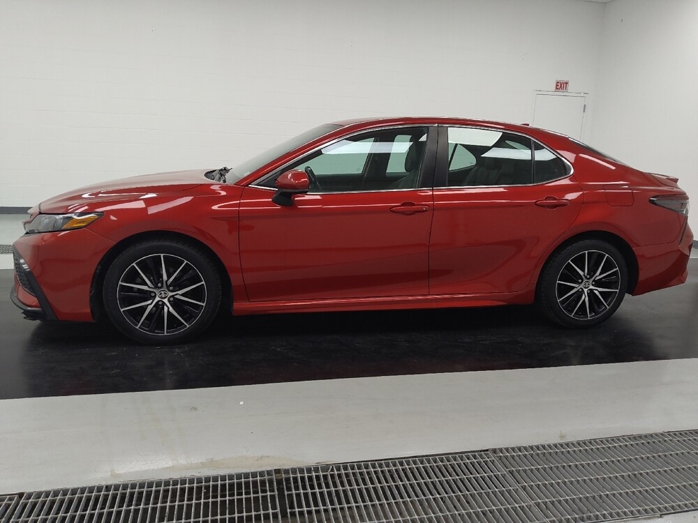 2021 Toyota Camry in St. Louis, MO 63136 - 18129341 2