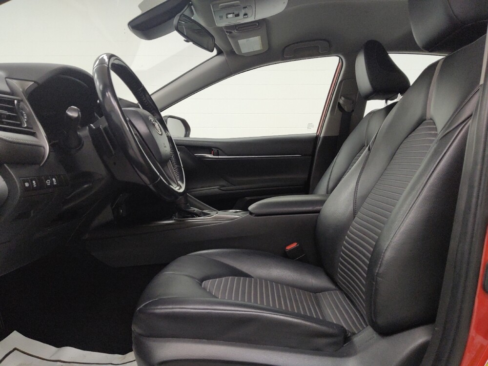 2021 Toyota Camry in St. Louis, MO 63136 - 18129341 17