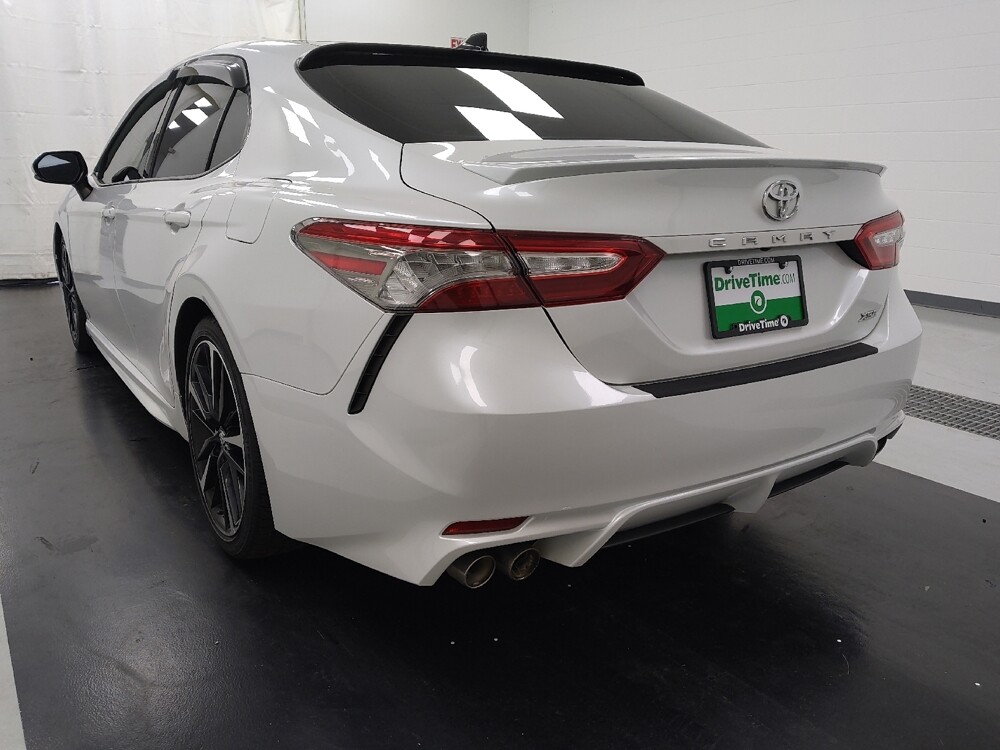 2019 Toyota Camry in St. Louis, MO 63136 - 18129342 5