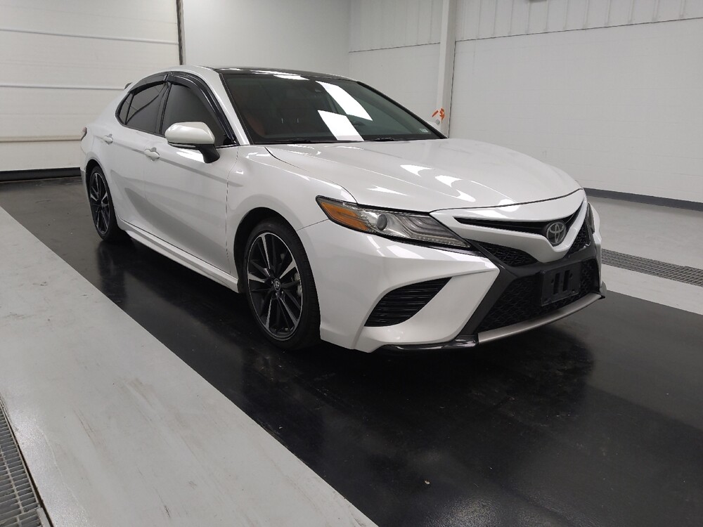 2019 Toyota Camry in St. Louis, MO 63136 - 18129342 13
