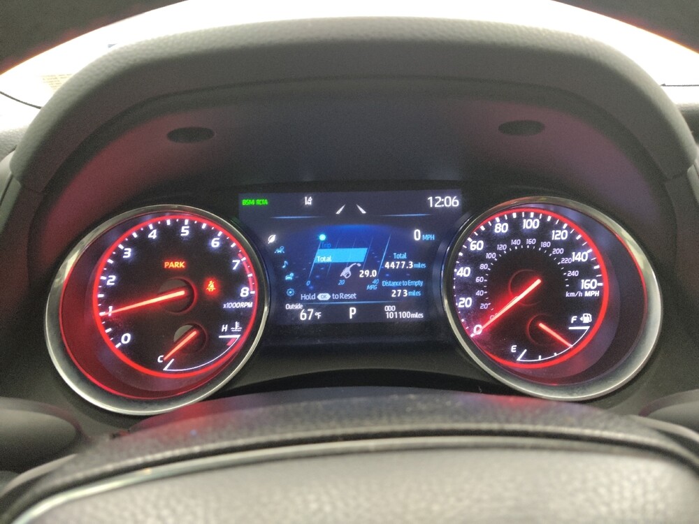 2019 Toyota Camry in St. Louis, MO 63136 - 18129342 23