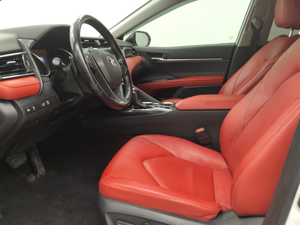 2019 Toyota Camry in St. Louis, MO 63136 - 18129342 17