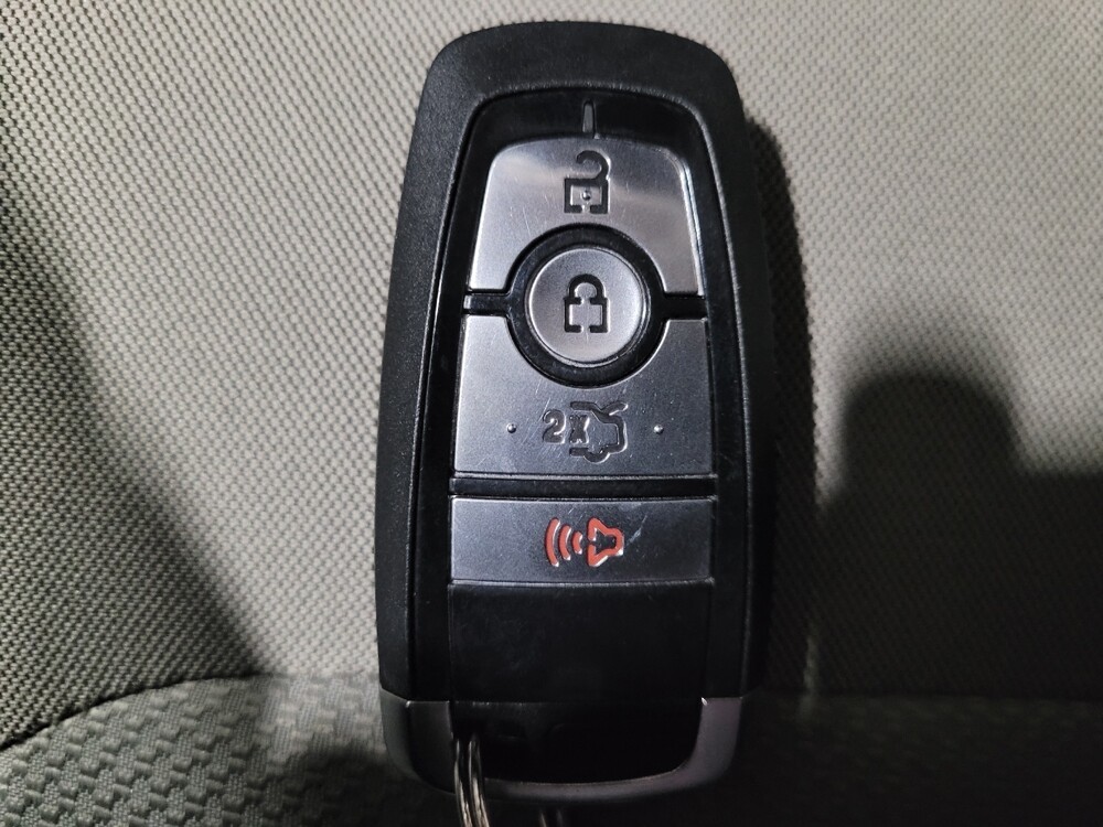 2018 Ford Fusion in Henrico, VA 23223 - 18129347 32