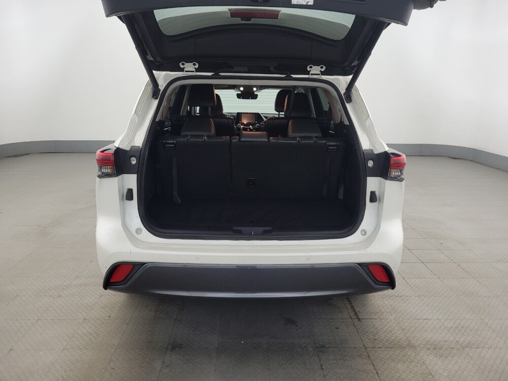 2021 Toyota Highlander in Williamstown, NJ 8094 - 18129350 29
