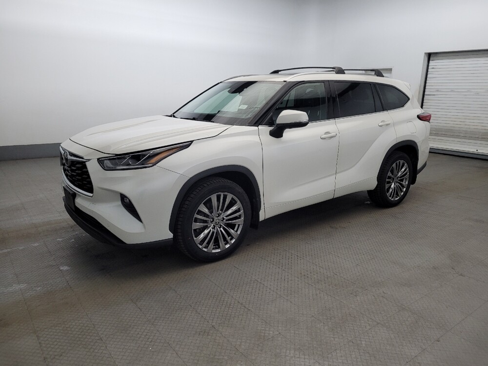 2021 Toyota Highlander in Williamstown, NJ 8094 - 18129350 2
