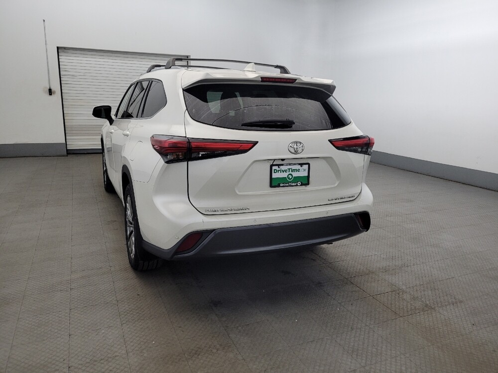 2021 Toyota Highlander in Williamstown, NJ 8094 - 18129350 6