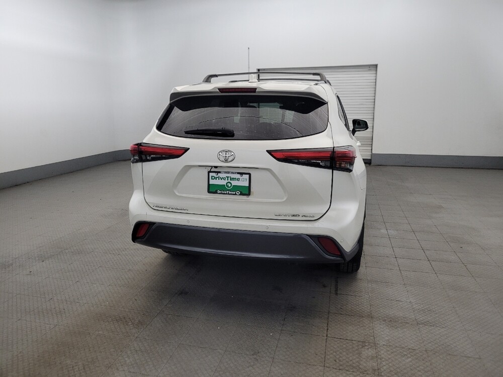 2021 Toyota Highlander in Williamstown, NJ 8094 - 18129350 7