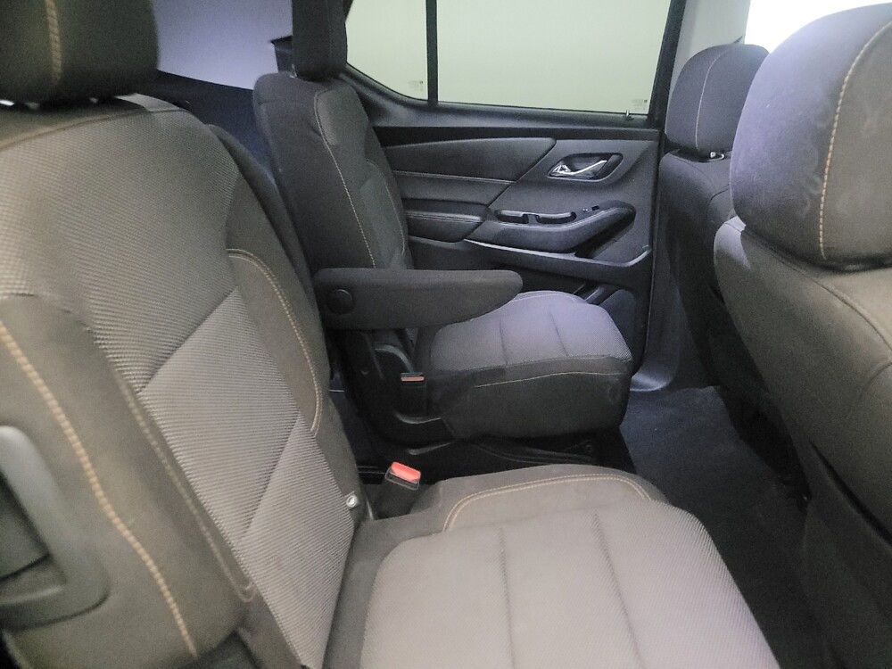 2018 Chevrolet Traverse in Glen Burnie, MD 21061 - 18129351 19