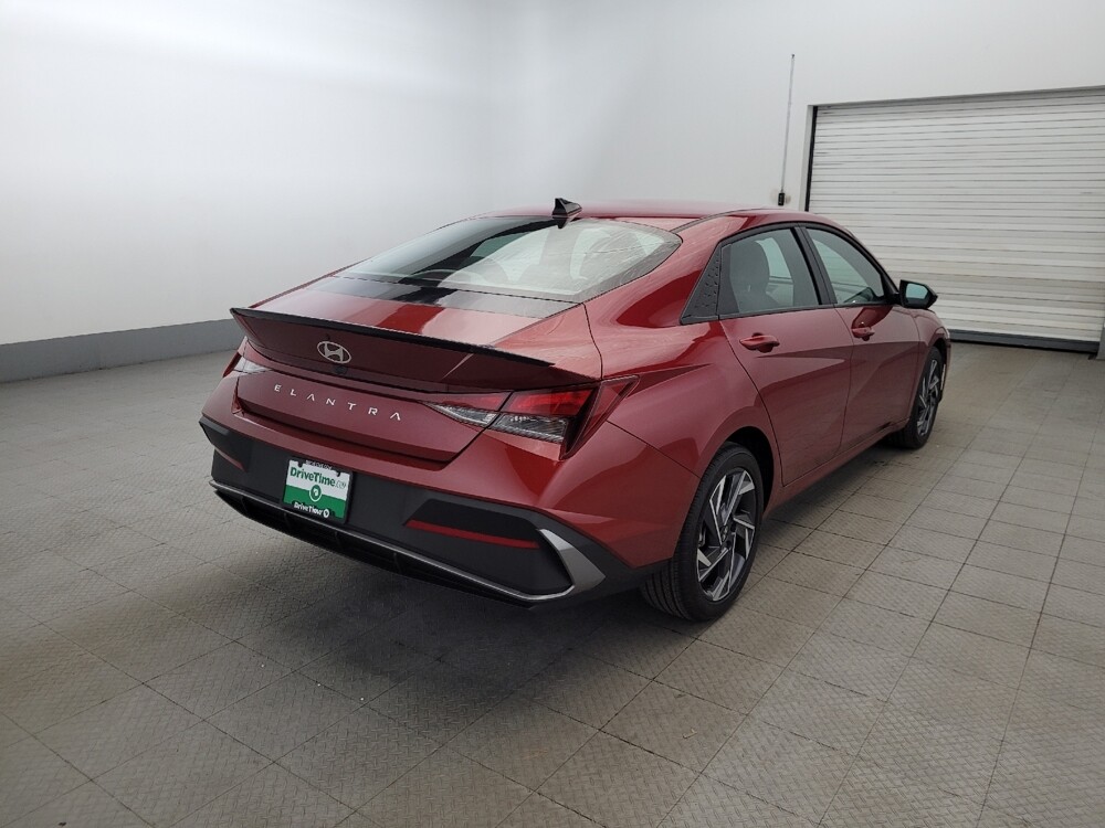 2025 Hyundai Elantra in Henrico, VA 23223 - 18129353 9